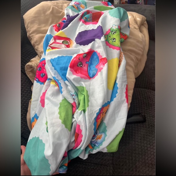Shopkins Kids Twin Size Fitted Sheet - Picture 1 of 2